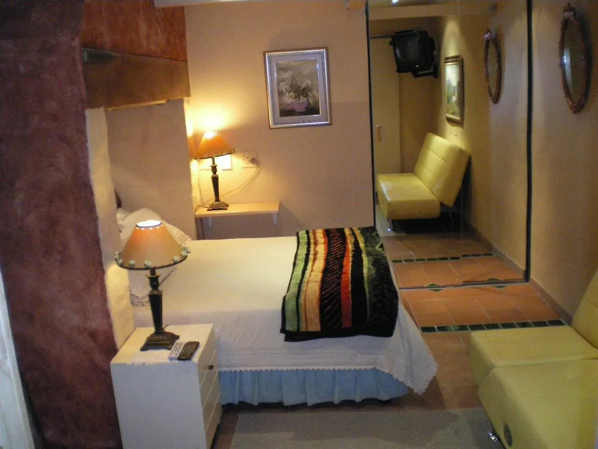 Aurora Guest Units Hotel Durbanville 2*,  South Africa