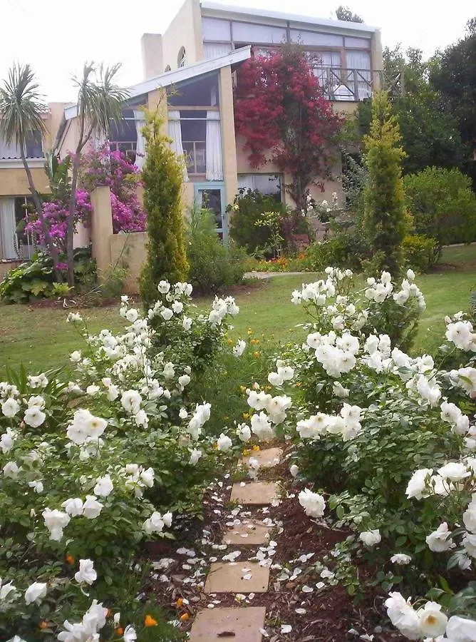 Aurora Guest Units Hotel Durbanville 2*,